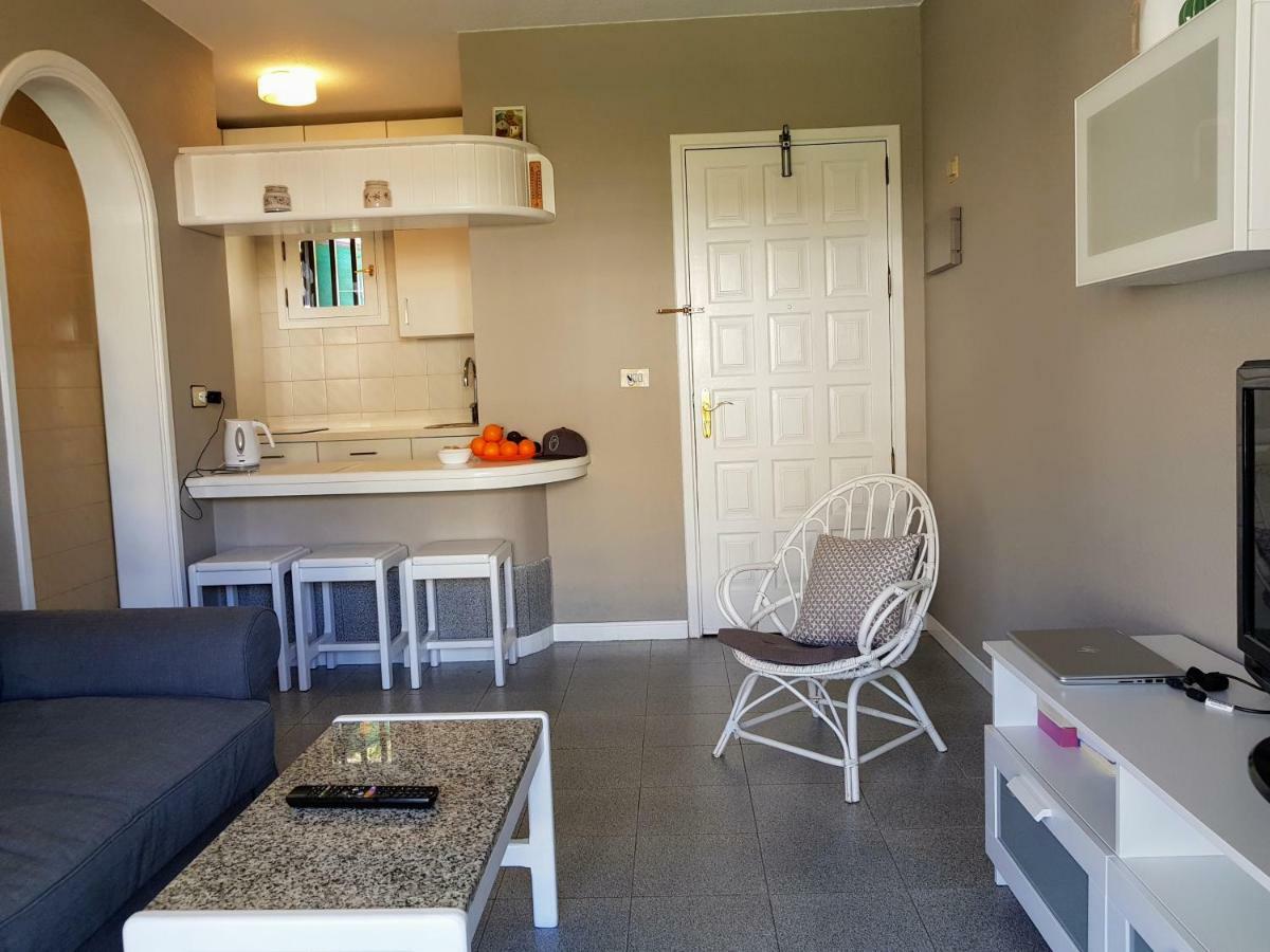 Ocean View Apartment And Heated Pool Puerto Rico  Eksteriør billede